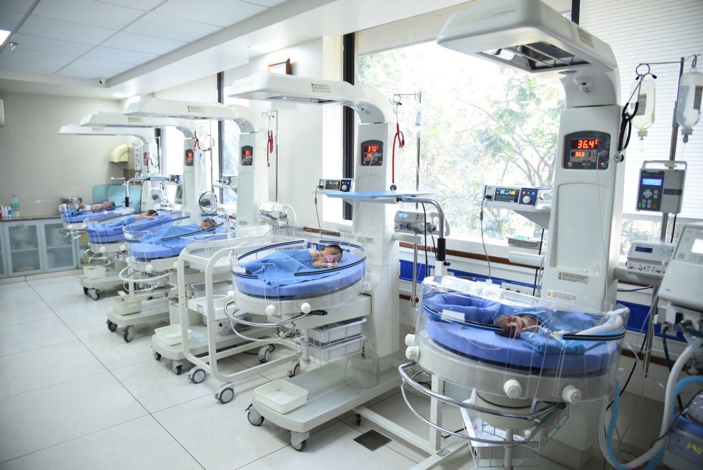 Advanced NICU Solution for Newborn Care